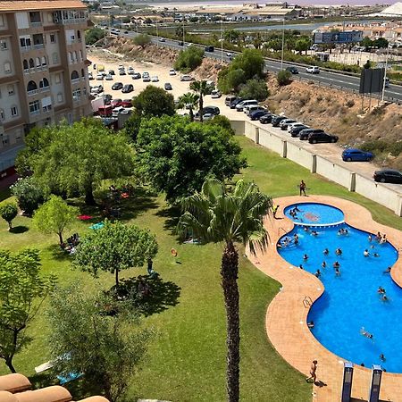 Nice And Central Apartment Torrevieja Zewnętrze zdjęcie