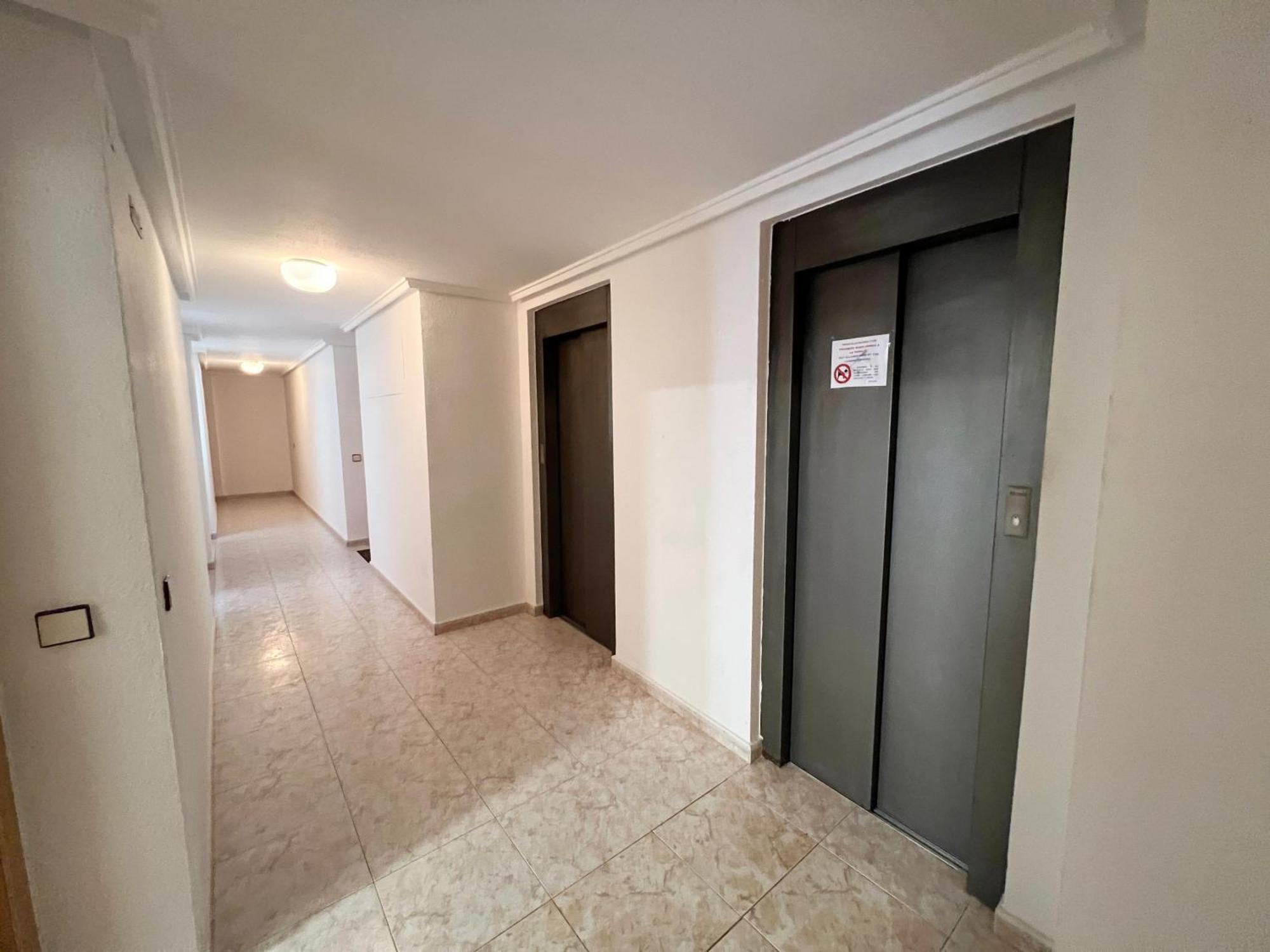 Nice And Central Apartment Torrevieja Zewnętrze zdjęcie