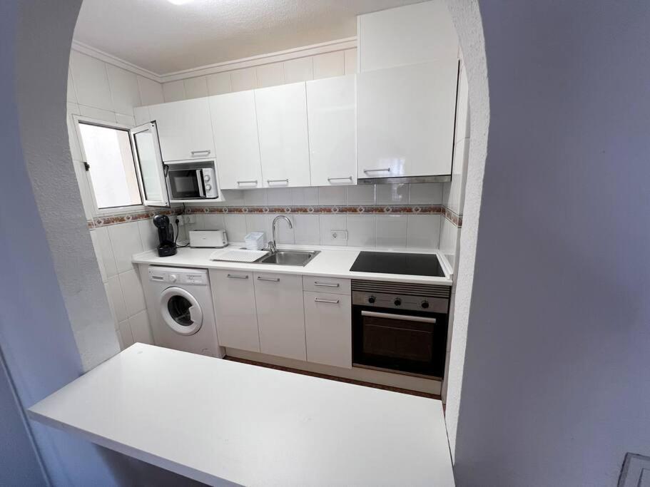 Nice And Central Apartment Torrevieja Zewnętrze zdjęcie
